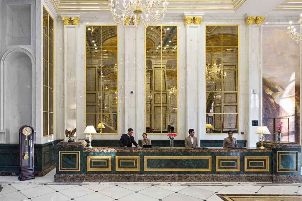 Rixos Khadisha Shymkent Hotel Kültér fotó The lobby of the hotel